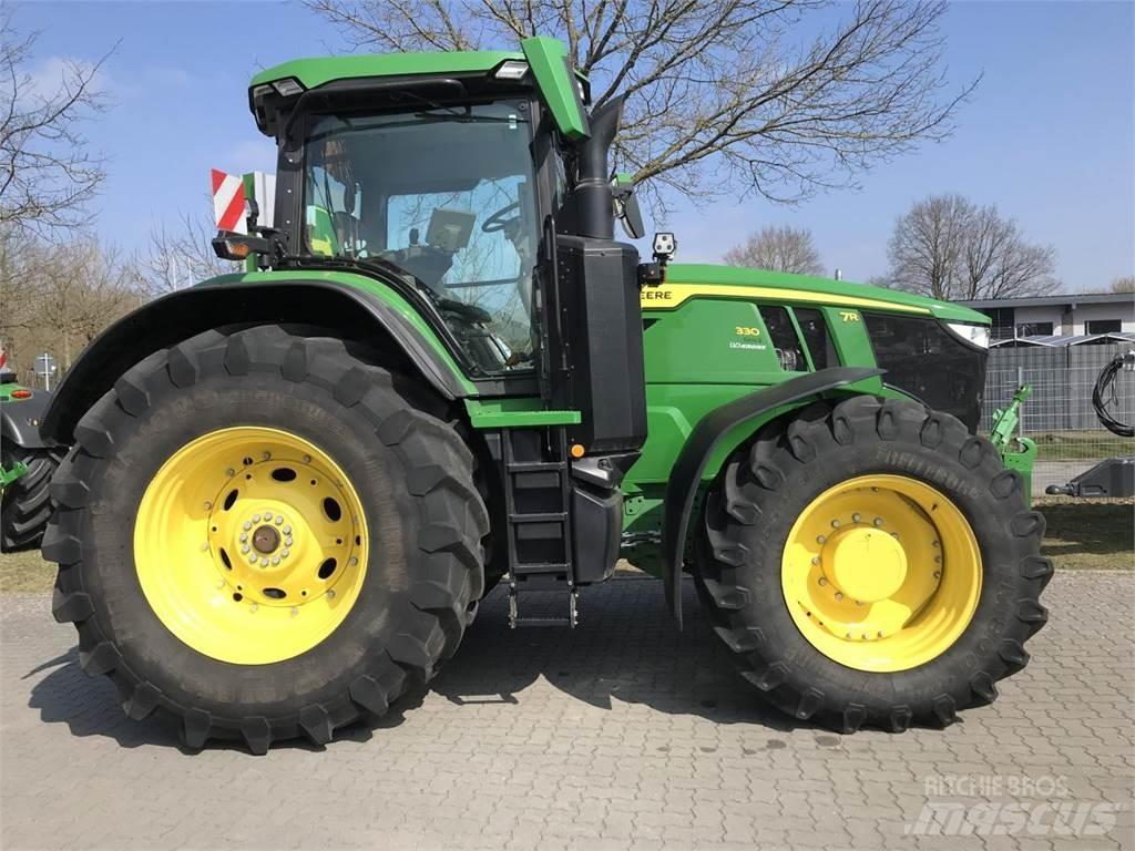 John Deere 7R 330 トラクター