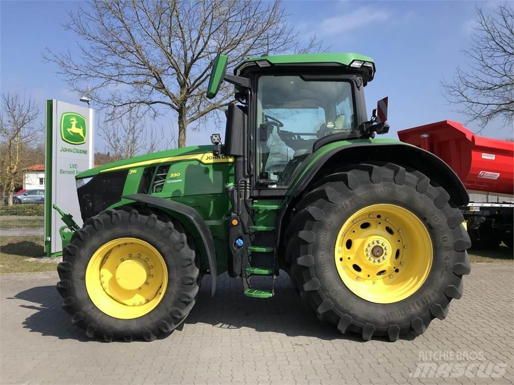 John Deere 7R 330 トラクター
