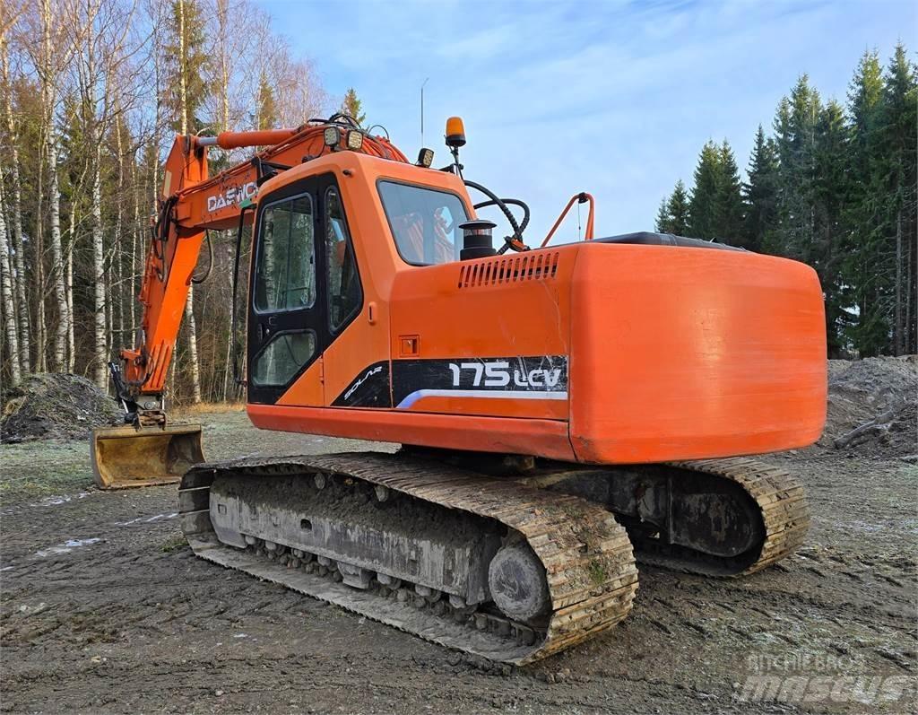 Daewoo S175LC-V 大型油圧ショベル12t以上（パワーショベル・ユンボ）