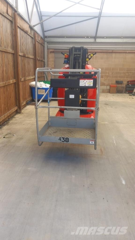 Manitou 100 VJR 垂直昇降型リフト