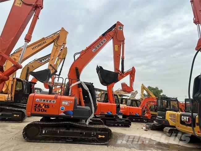 Hitachi ZX 130 大型油圧ショベル12t以上（パワーショベル・ユンボ）