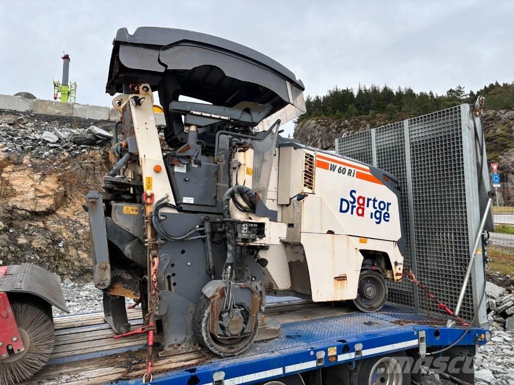 Wirtgen W 60 Ri アスファルトコールドミリングマシーン