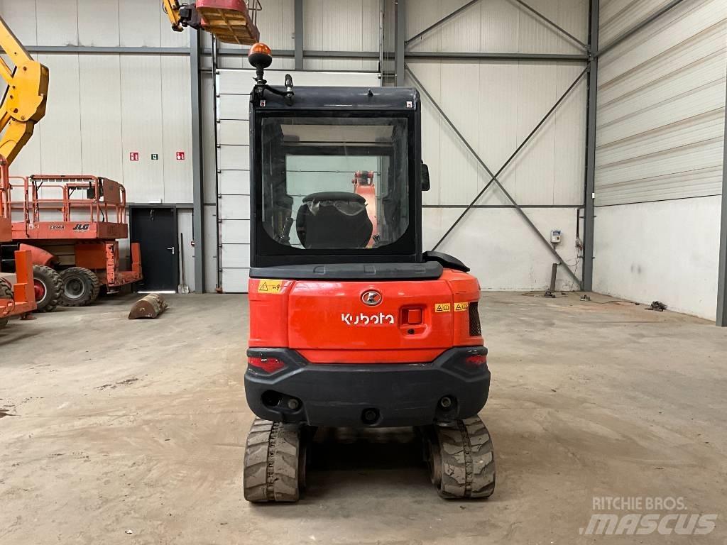 Kubota KX 027-4 ミニ油圧ショベル 7t以下（ミニユンボ・ミニディガー）