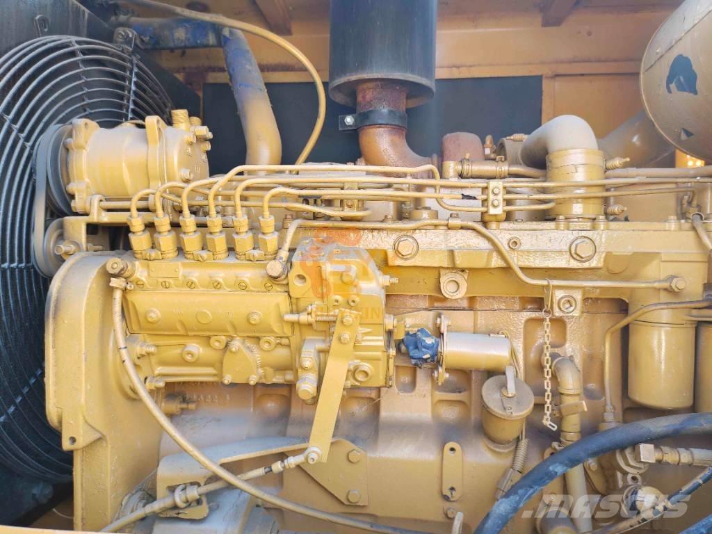 CAT 140 H モーターグレーダー