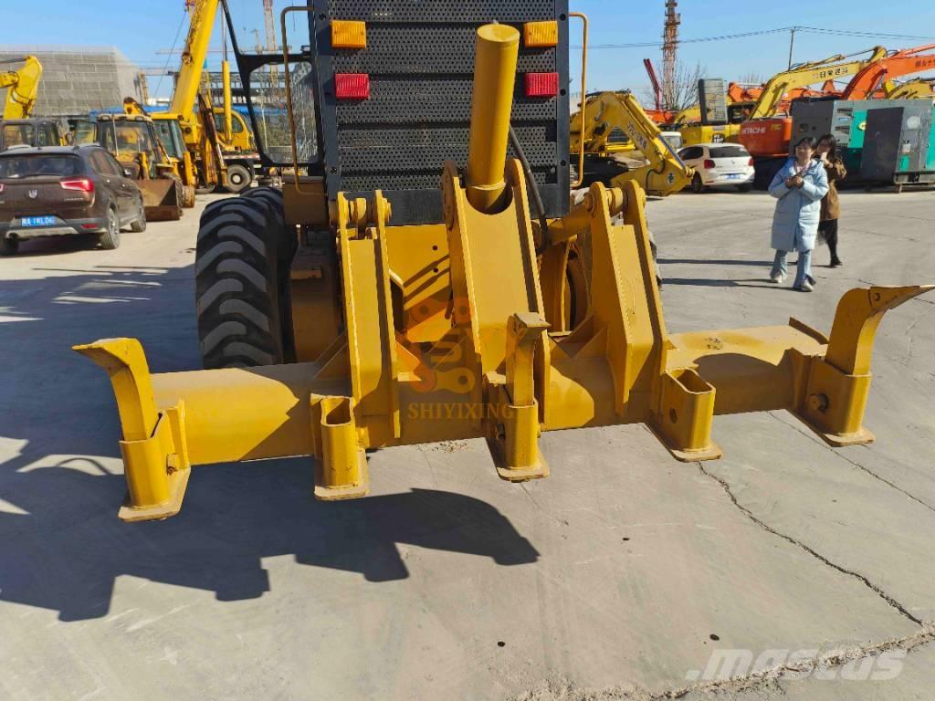 CAT 140 H モーターグレーダー