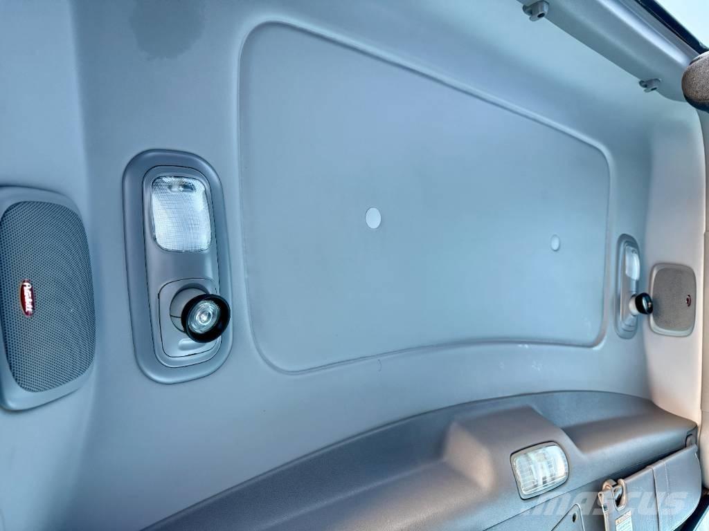 Peterbilt 389 中古トラクターヘッド | トレーラーヘッド