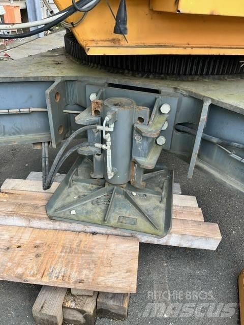 Liebherr 120K.1 タワークレーン
