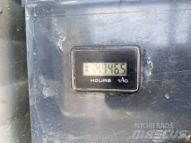 Kobelco SK130 UR -3 大型油圧ショベル12t以上（パワーショベル・ユンボ）
