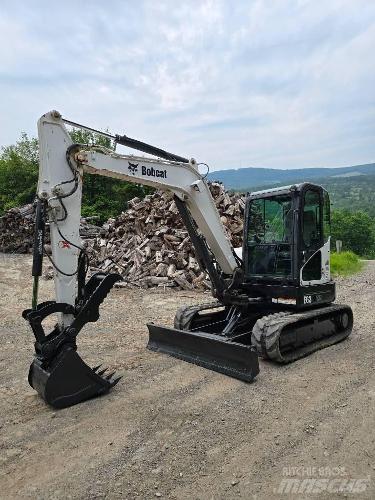 Bobcat E 63 ミニ油圧ショベル 7t以下（ミニユンボ・ミニディガー）