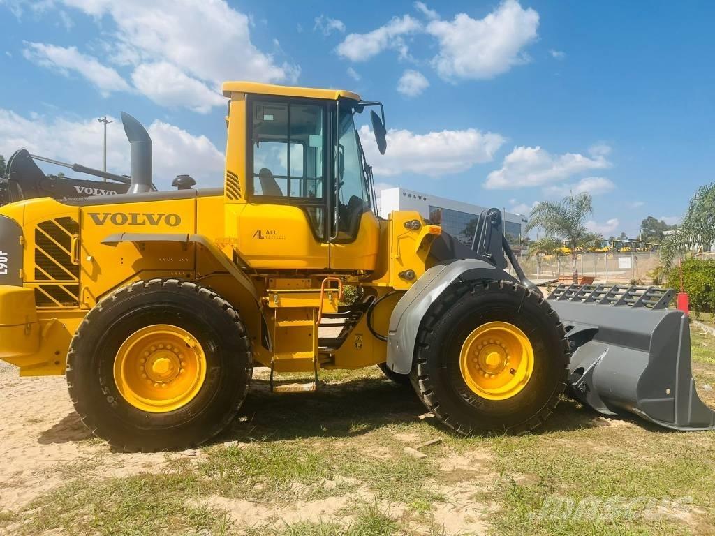 Volvo L 90 F ホイールローダー・タイヤショベル