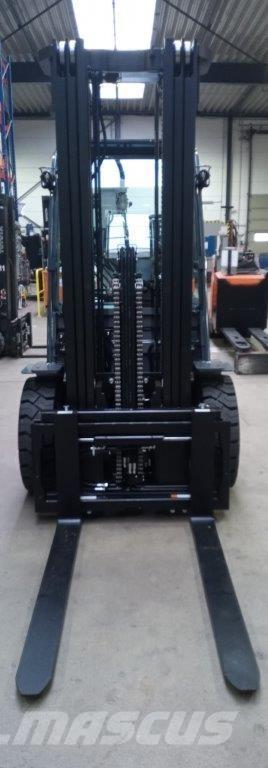 Toyota 52-8FDJF35 ディーゼル・軽油