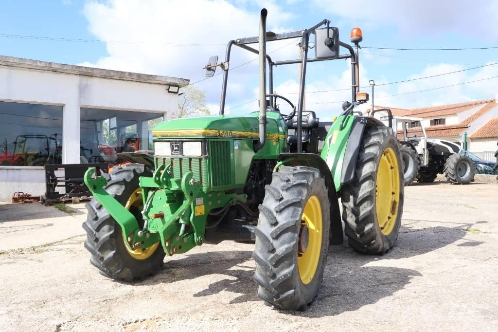 John Deere 5400 トラクター