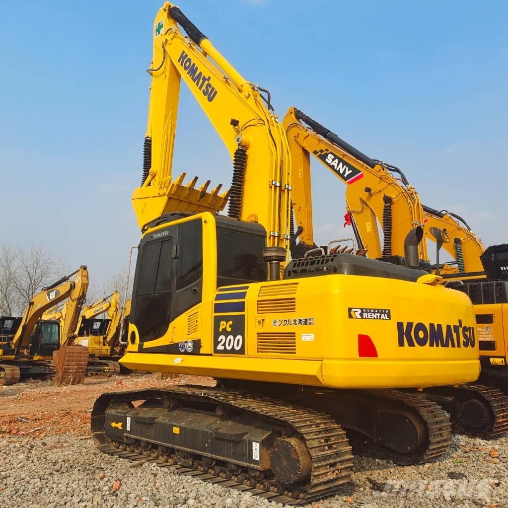 Komatsu PC 200-8 大型油圧ショベル12t以上（パワーショベル・ユンボ）