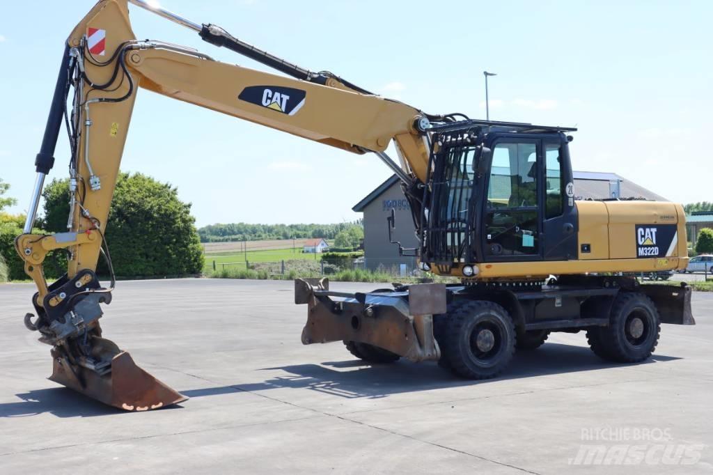CAT M 322 D ホイール式油圧ショベル（パワーショベル・ユンボ・バックホー）