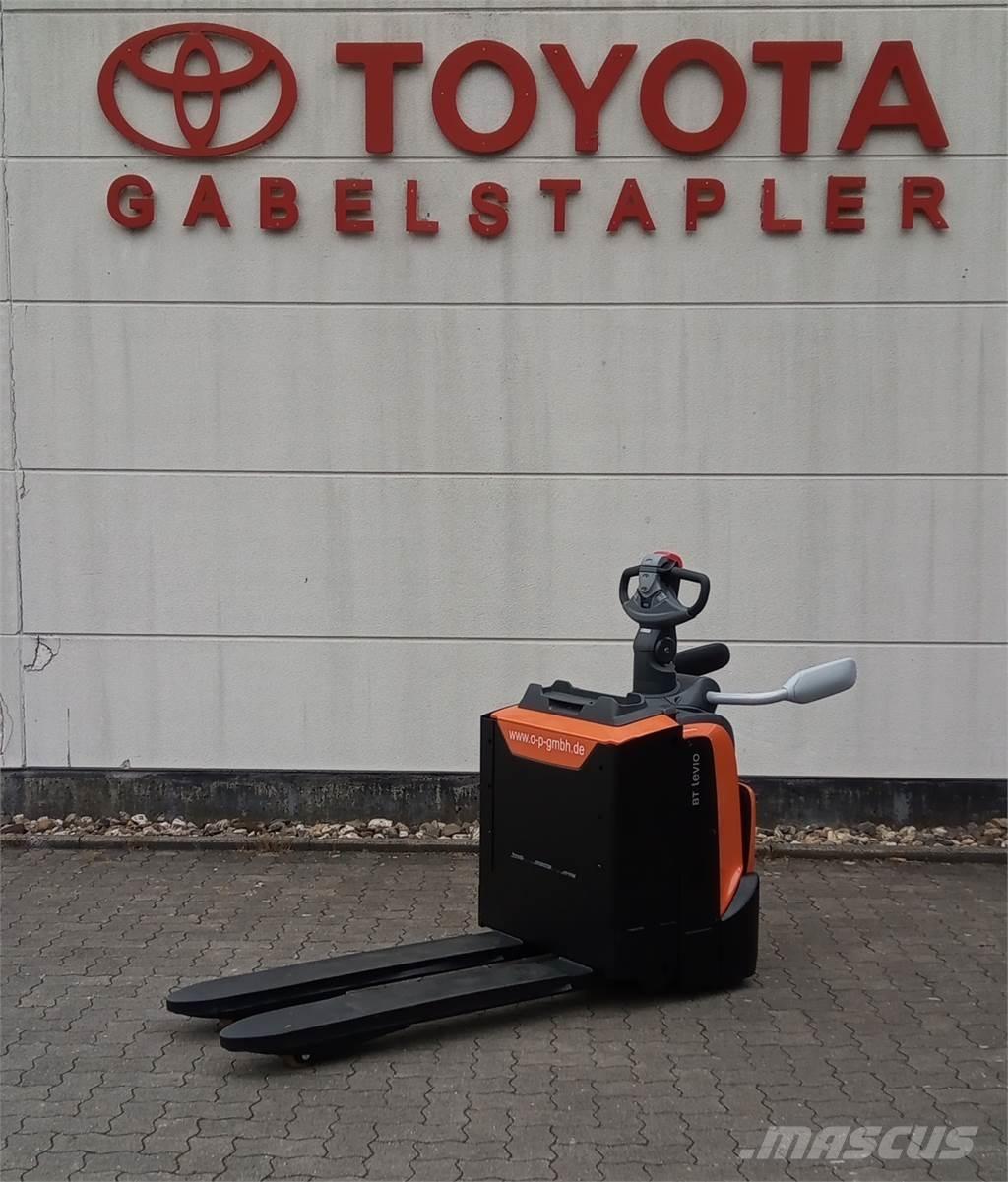 Toyota LPE200 ローリフト