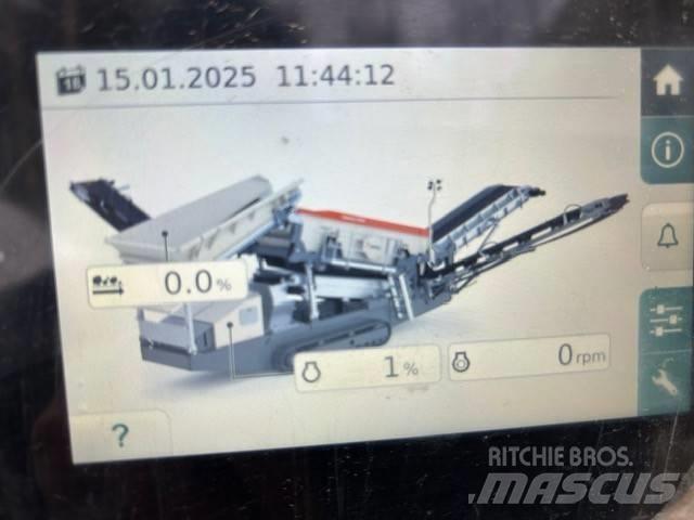 Metso ST 2.8 自走式スクリーン
