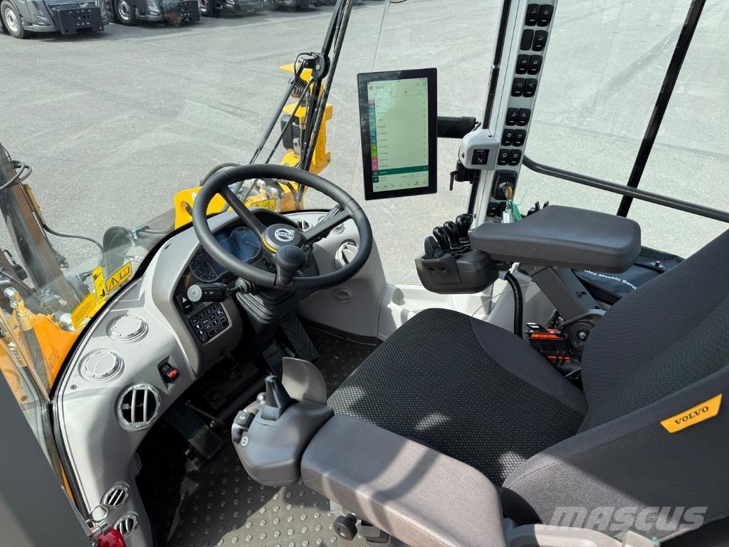 Volvo L 90 H LockUp ホイールローダー・タイヤショベル