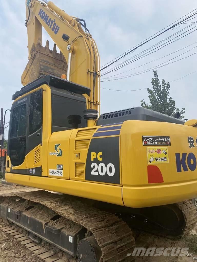 Komatsu pc200-8 大型油圧ショベル12t以上（パワーショベル・ユンボ）
