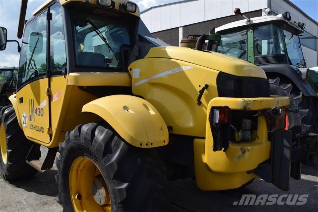 New Holland LM 430 ブームリフト　直伸型