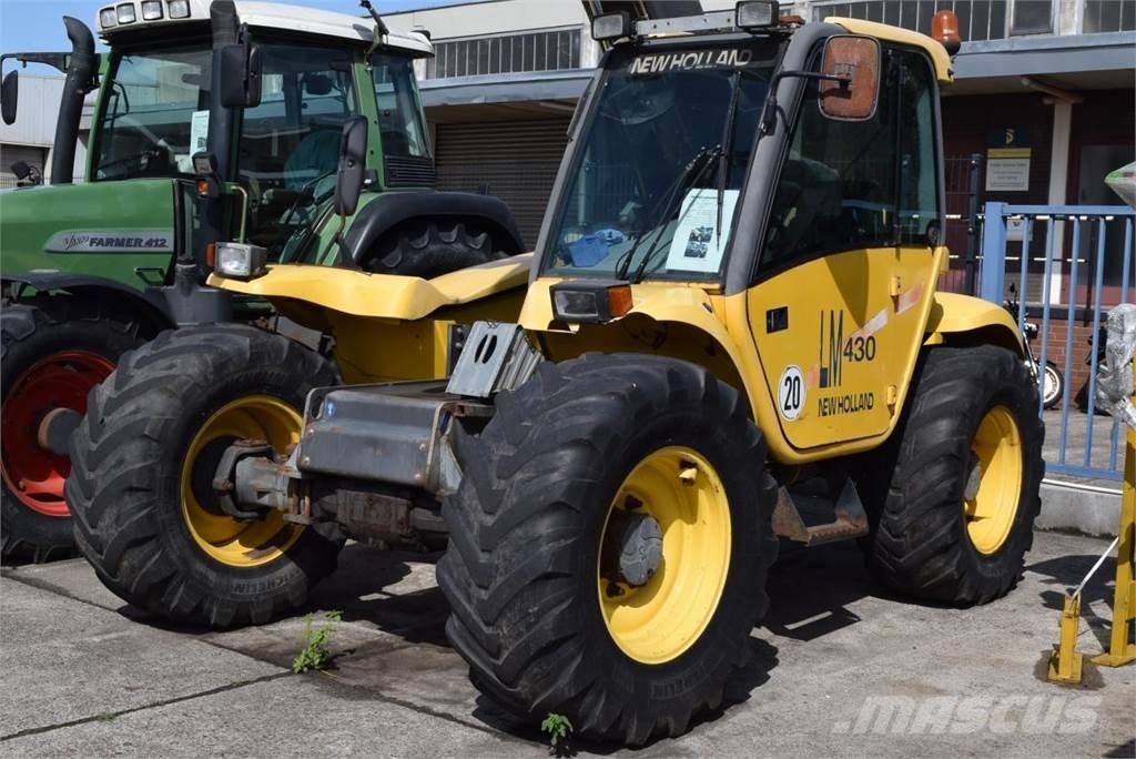 New Holland LM 430 ブームリフト　直伸型
