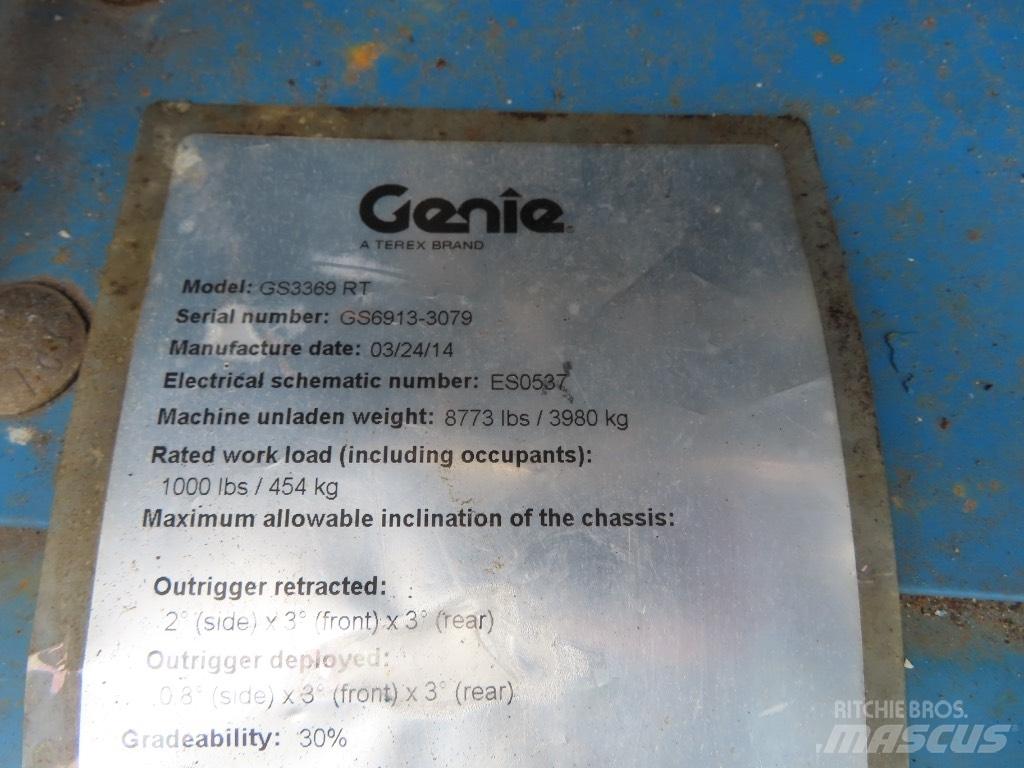 Genie GS 3268 RT シザースリフト