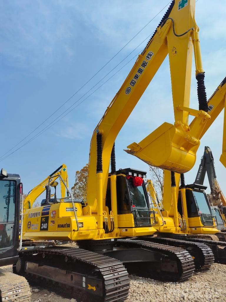 Komatsu PC 240 大型油圧ショベル12t以上（パワーショベル・ユンボ）
