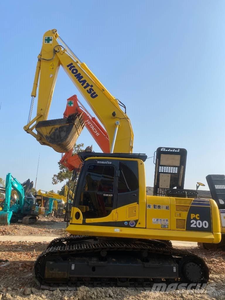 Komatsu PC 200-8 大型油圧ショベル12t以上（パワーショベル・ユンボ）