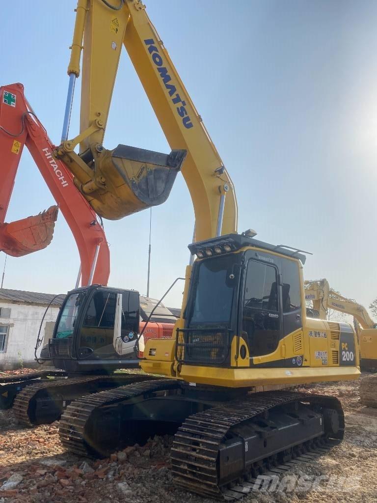 Komatsu PC 200-8 大型油圧ショベル12t以上（パワーショベル・ユンボ）