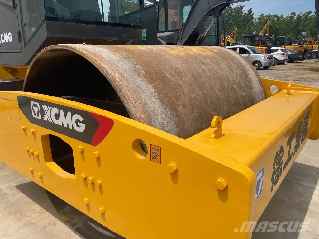 XCMG XS 223 J 振動ローラ