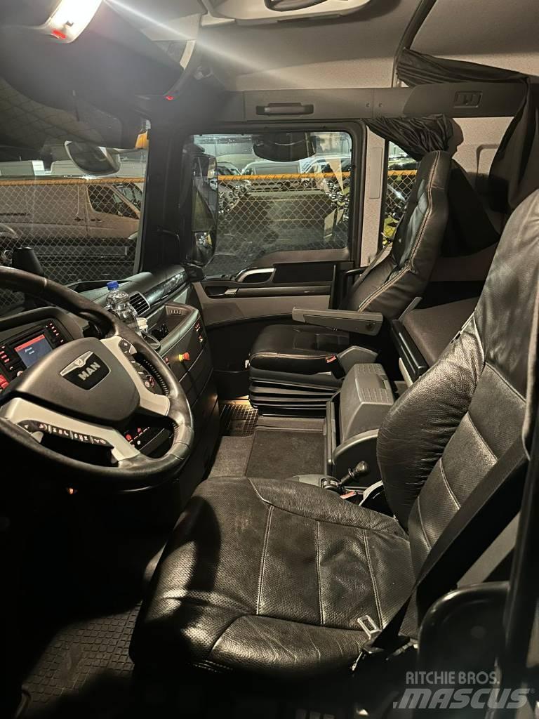 MAN TGX 26.560 ダンプ