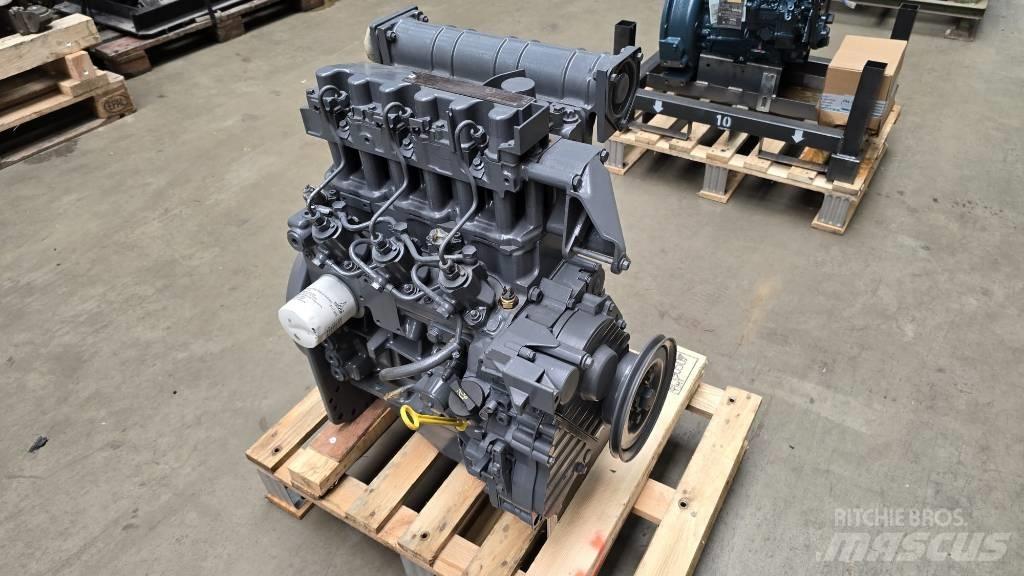 Deutz F3M2011 エンジン