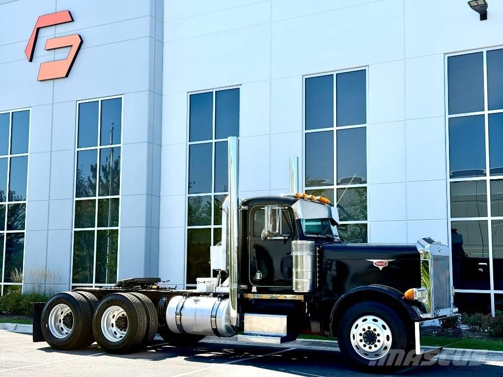 Peterbilt 379 中古トラクターヘッド | トレーラーヘッド