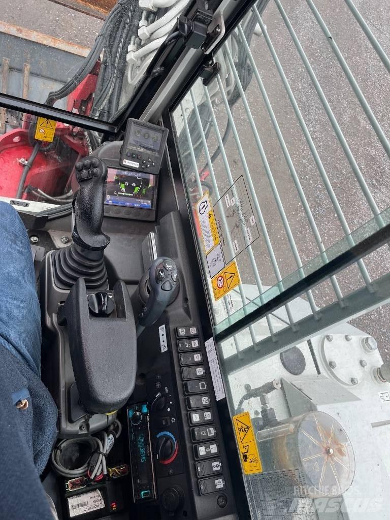 Takeuchi TB 280 FR 中型油圧ショベル 7ｔ-12ｔ（ユンボ・パワーショベル・バックホー）