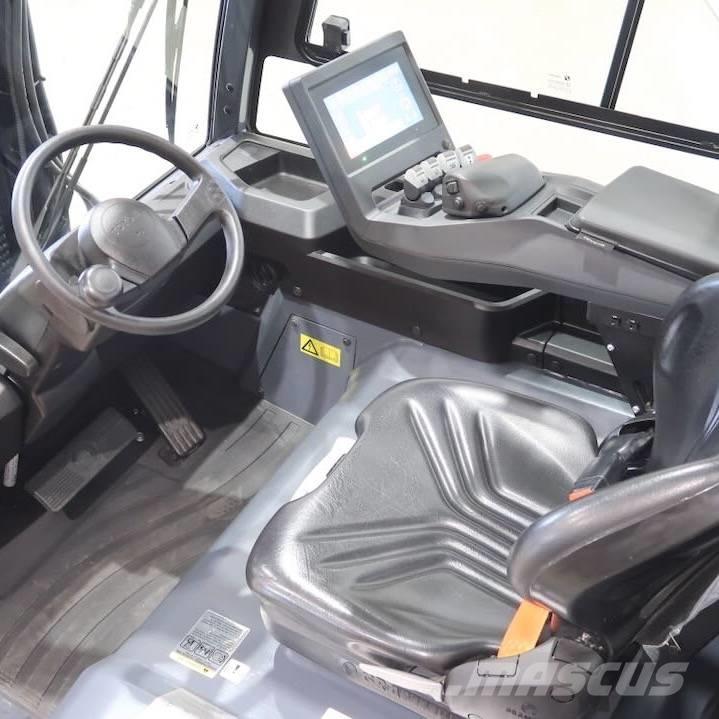 Toyota 9FBM25T バッテリーフォークリフト