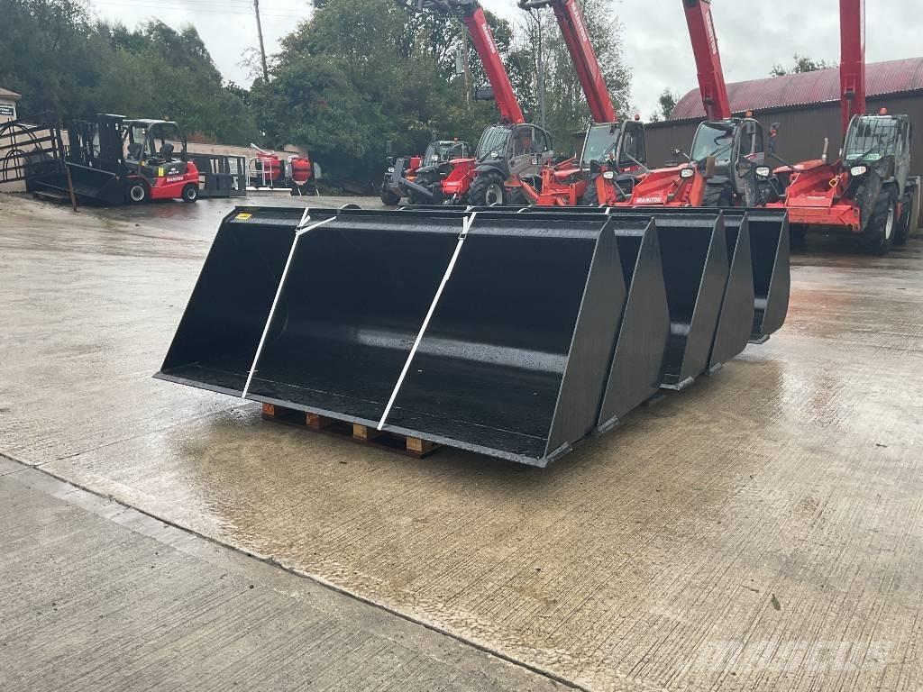 Manitou 1 CM Bucket テレスコーピックハンドラー