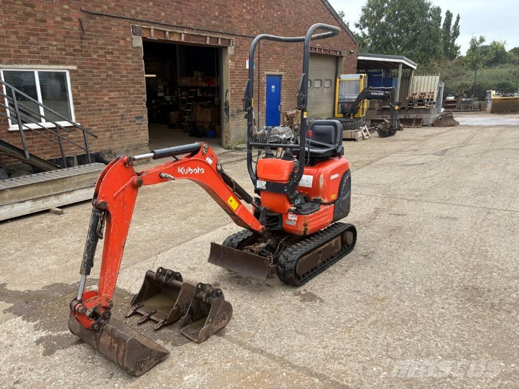 Kubota K 008-3 ミニ油圧ショベル 7t以下（ミニユンボ・ミニディガー）