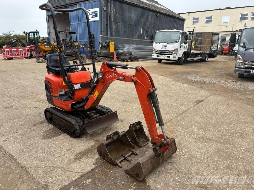 Kubota K 008-3 ミニ油圧ショベル 7t以下（ミニユンボ・ミニディガー）