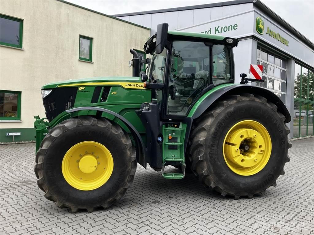 John Deere 6R 215 トラクター