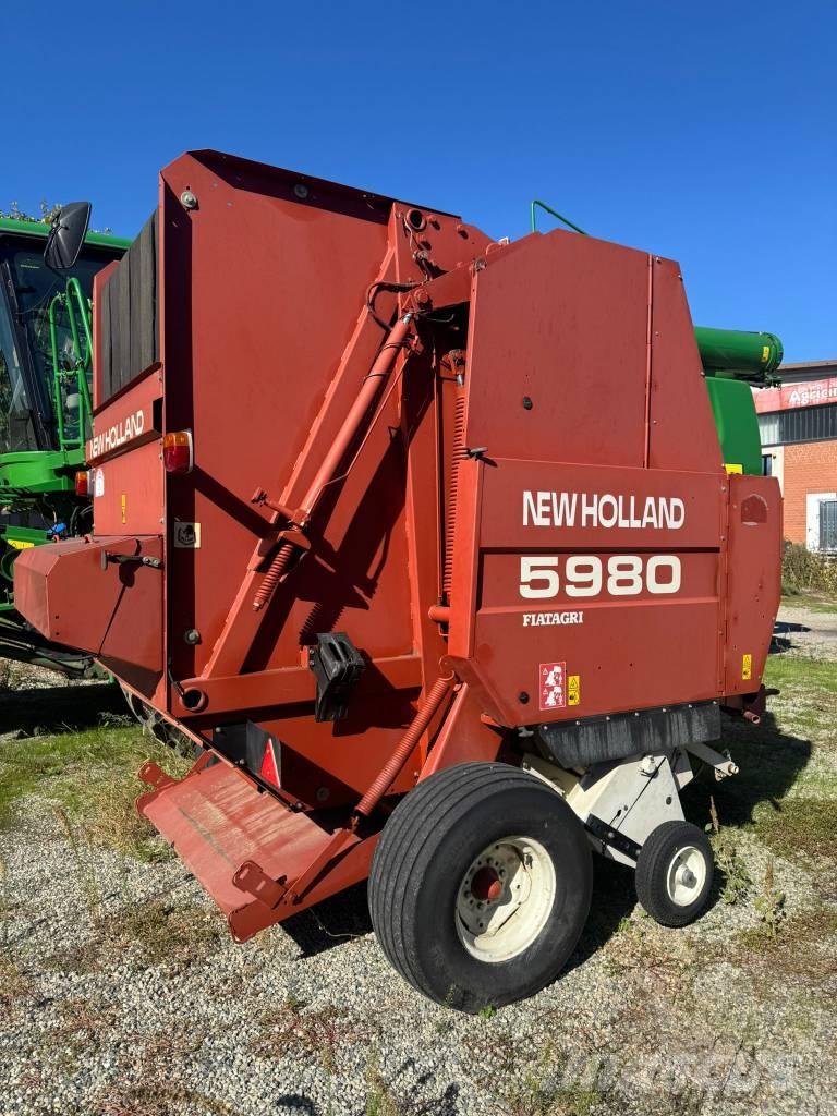 Fiatagri 5980 ラウンドベーラー