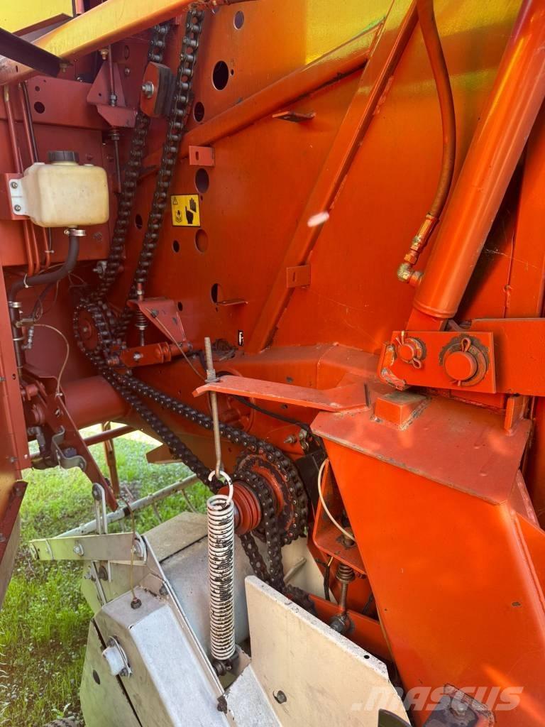 Fiatagri 5980 ラウンドベーラー