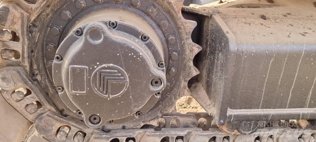 JCB JS 200 LC 大型油圧ショベル12t以上（パワーショベル・ユンボ）