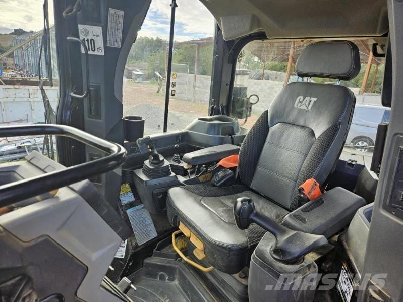 CAT D 5 LGP ブルドーザー