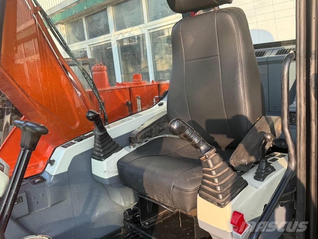 Doosan DX 75 大型油圧ショベル12t以上（パワーショベル・ユンボ）