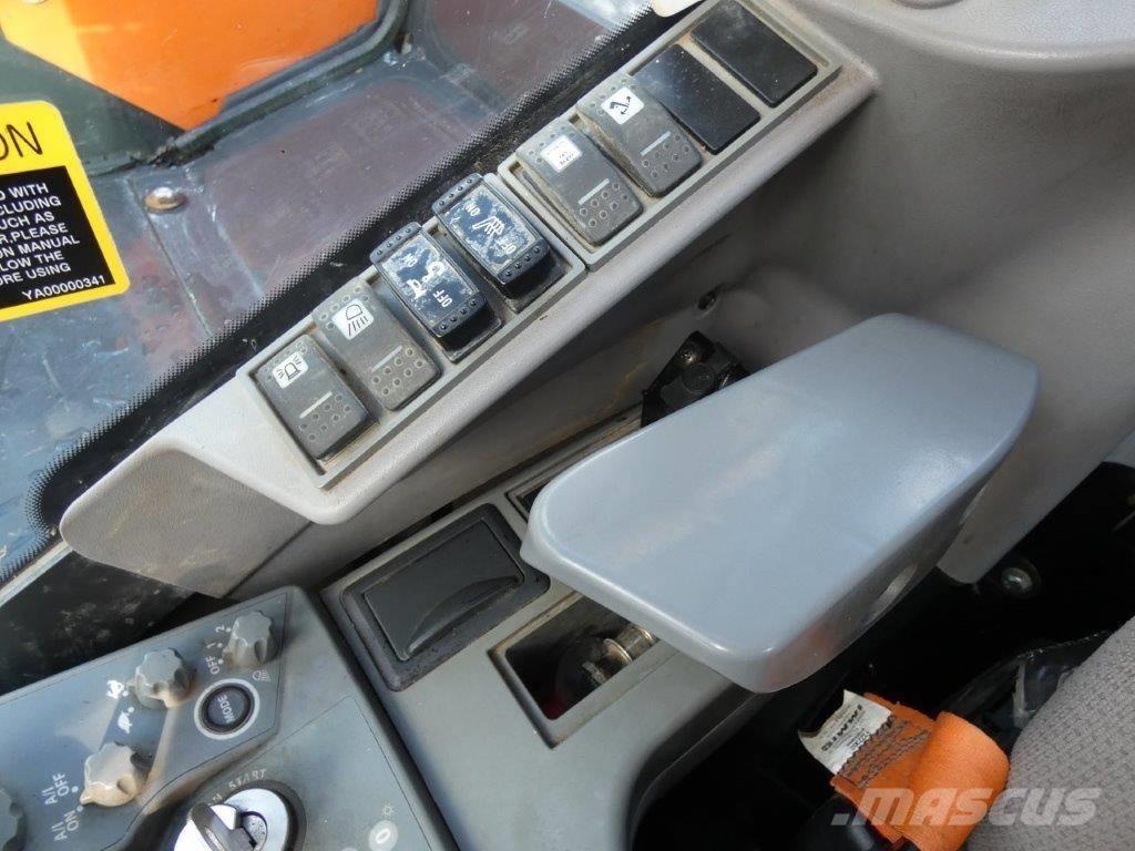 Hitachi 85 Zaxis USB 中型油圧ショベル 7ｔ-12ｔ（ユンボ・パワーショベル・バックホー）