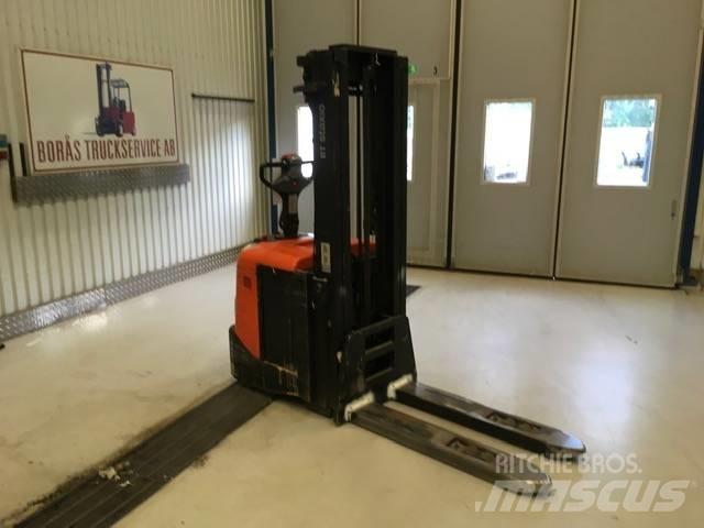 BT SPE 160 L ウォーキンフォークリフト