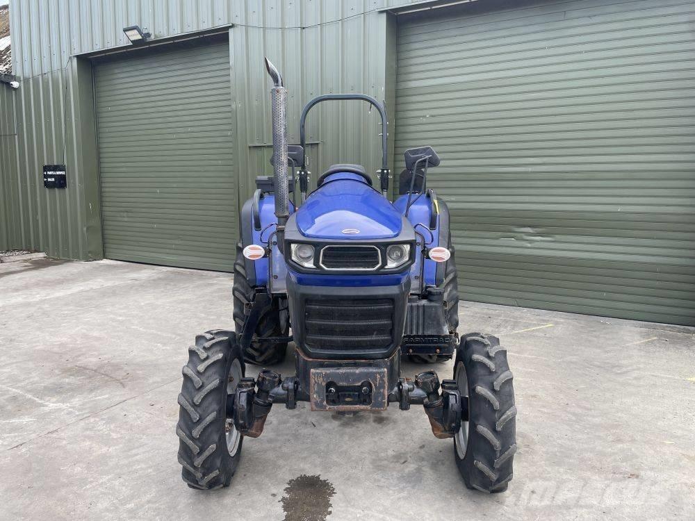 Farmtrac 6050E トラクター