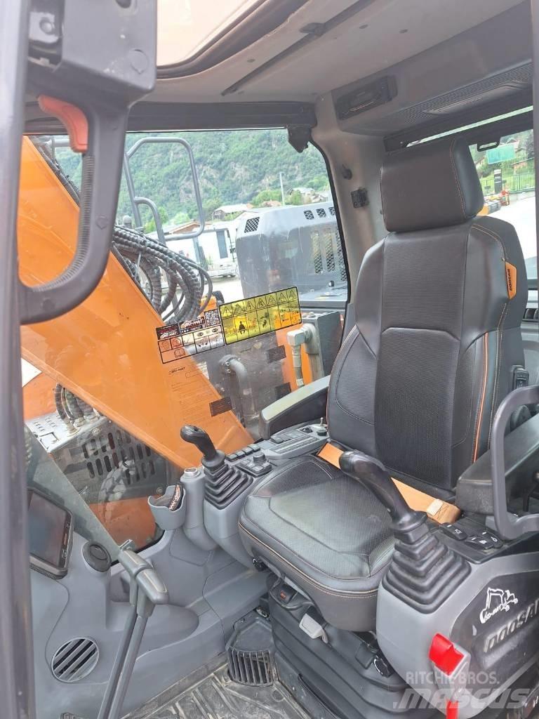 Doosan DX 140 LCR-7 大型油圧ショベル12t以上（パワーショベル・ユンボ）