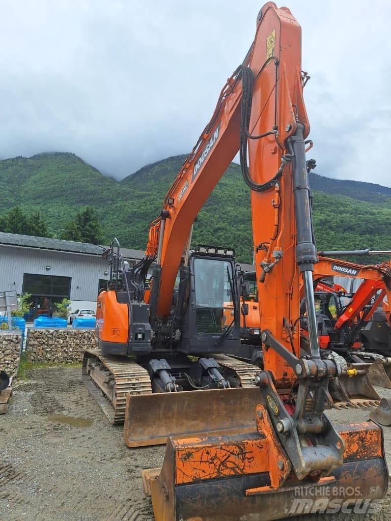 Doosan DX 140 LCR-7 大型油圧ショベル12t以上（パワーショベル・ユンボ）