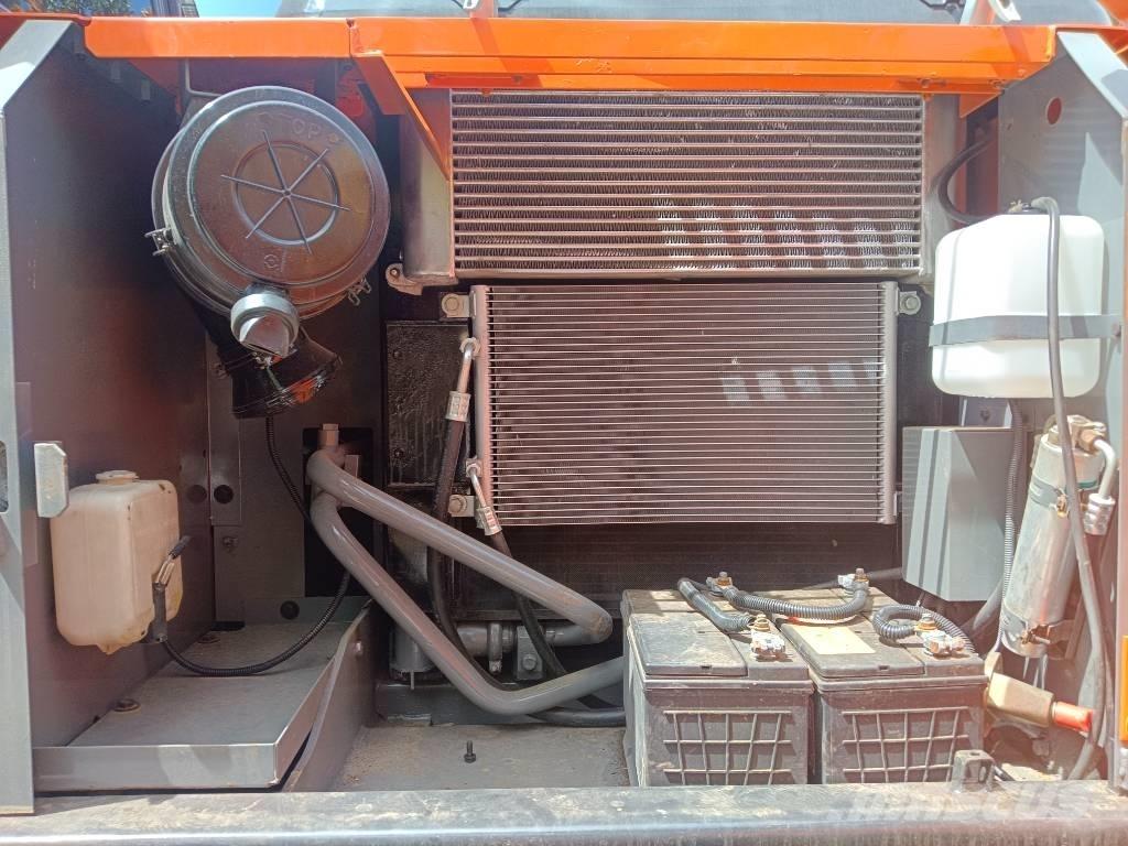 Hitachi ZX130LC 大型油圧ショベル12t以上（パワーショベル・ユンボ）