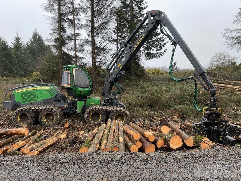 John Deere 1170G 8WD ハーベスター